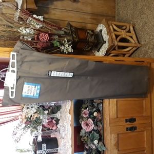 Nwt haggar clothing work to weekend khakis